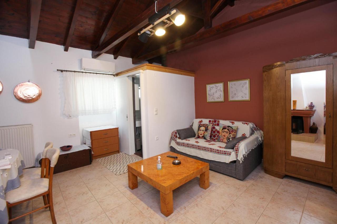 Traditional Guesthouse Asimakis Anifion Екстер'єр фото
