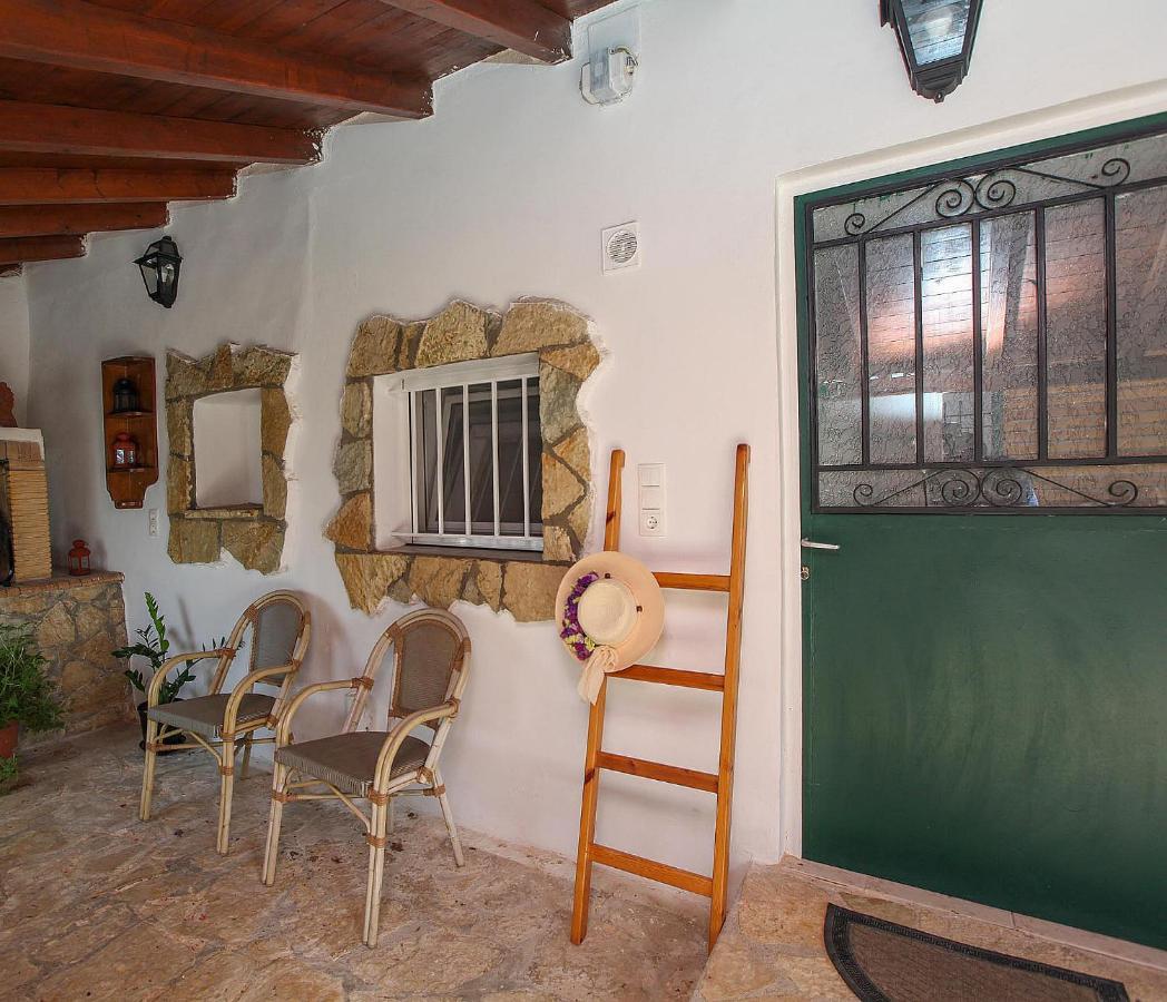 Traditional Guesthouse Asimakis Anifion Екстер'єр фото