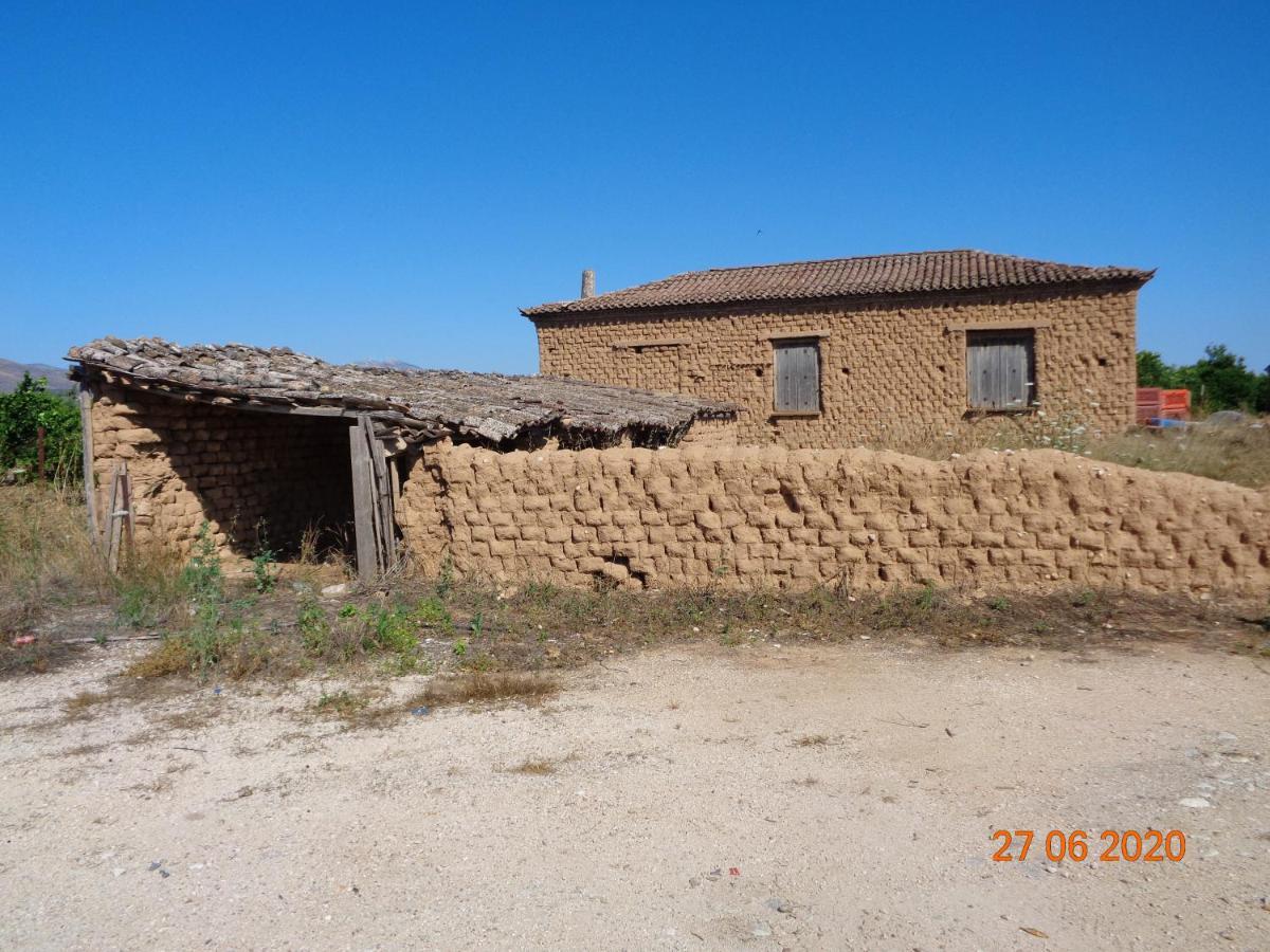Traditional Guesthouse Asimakis Anifion Екстер'єр фото